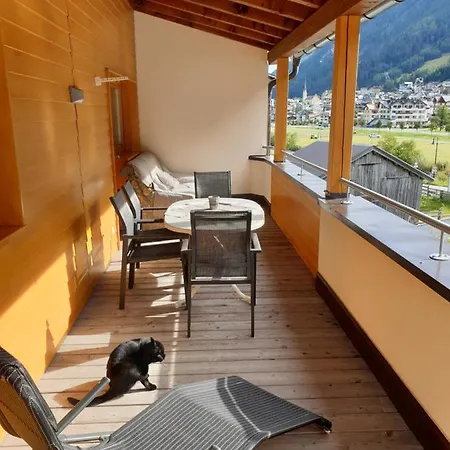 Altamira Apartment *